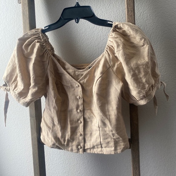 NWT - Express Beige Linen-Blend Off The Shoulder Tie Sleeve Shirt - Picture 3 of 7
